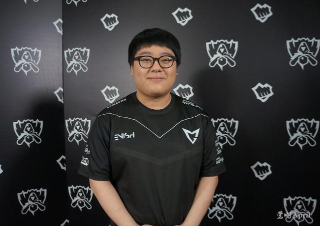 拉松赛事中 拉松赛事中